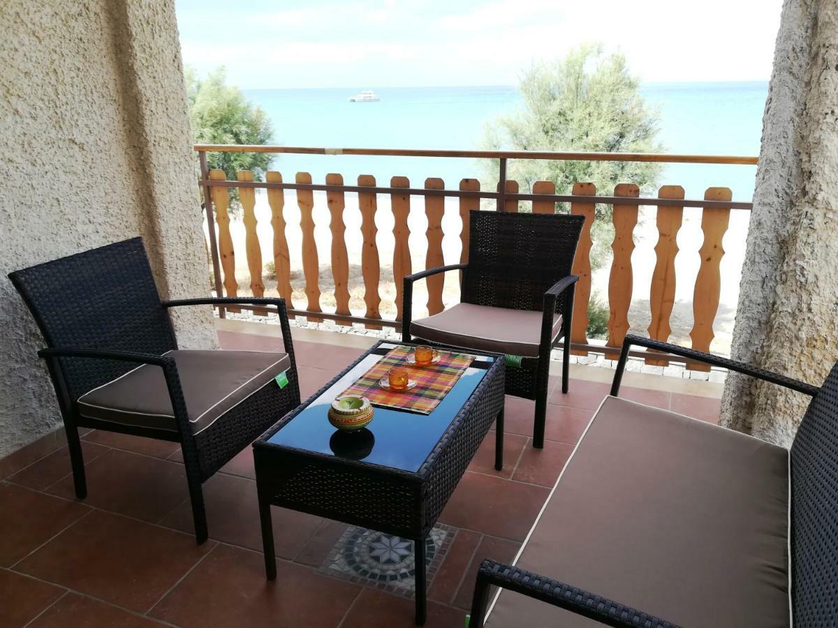 Noemi Holiday House Agnone Bagni Eksteriør bilde